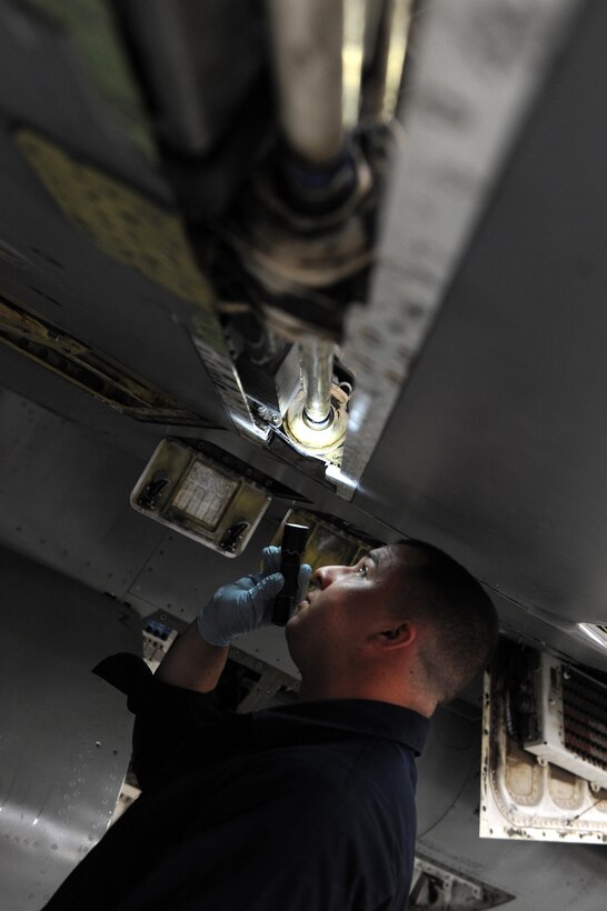 Staff Sgt. Drew Hagen, 56th Equipment Maintenance Squadron phase team member, inspects an F-16 Fighting Falcon leading edge flap Nov. 23, 2016 at Luke Air Force Base, Ariz. This inspections is considered preventative maintenance to ensure the aircraft is functioning properly. (U.S. Air Force photo by Airman 1st Class Pedro Mota)  

