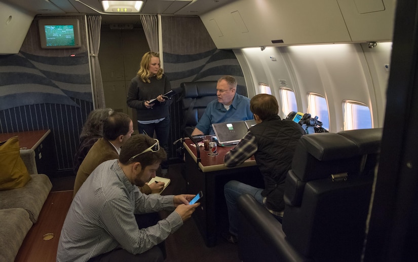 Deputy Defense Secretary Bob Work speaks with members of the press during a flight to Arizona, Dec. 1, 2016. DoD photo by Army Sgt. Amber I. Smith