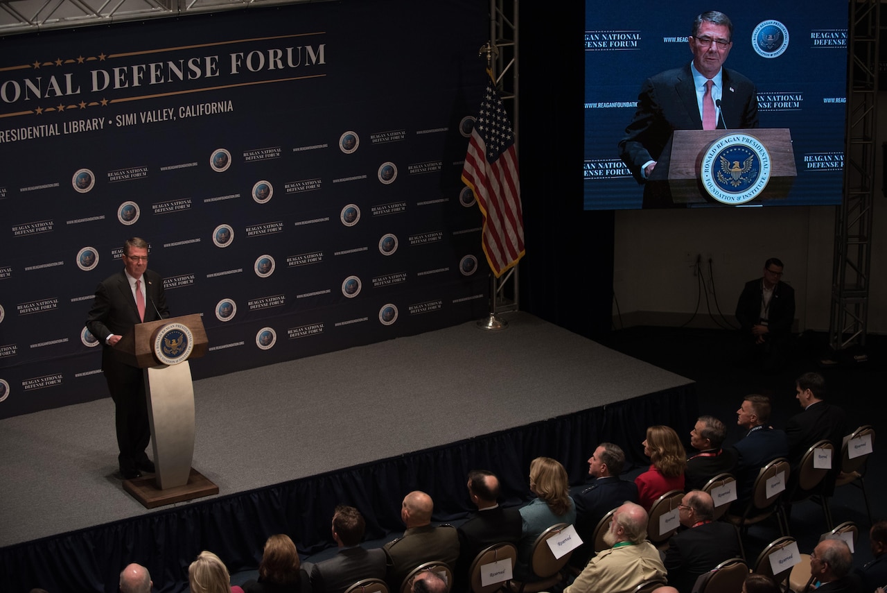 Defense Secretary Ash Carter delivers closing remarks at the Reagan National Defense Forum in Simi Valley, California, Dec. 3, 2016. DoD photo by Army Sgt. Amber I. Smith