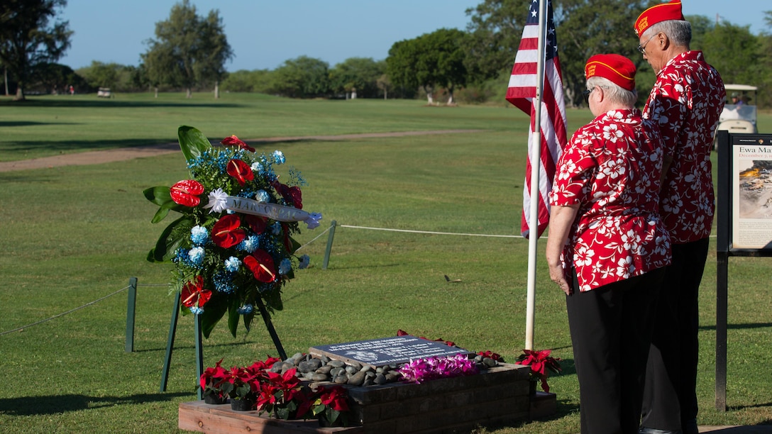 Members of the Marine Corps League place a lei during a commemoration ceremony at Barber's Point Golf Course in Kapolei, Hawaii, Dec. 6, 2016. The commemoration was to honor the four Marines killed in the attack at Marine Corps Air Station Ewa Dec. 7, 1941 during the attack on Pearl Harbor and Oahu. The U.S. military and the State of Hawaii are hosting a series of remembrance events to honor the courage and sacrifices of Pacific Theater veterans. 