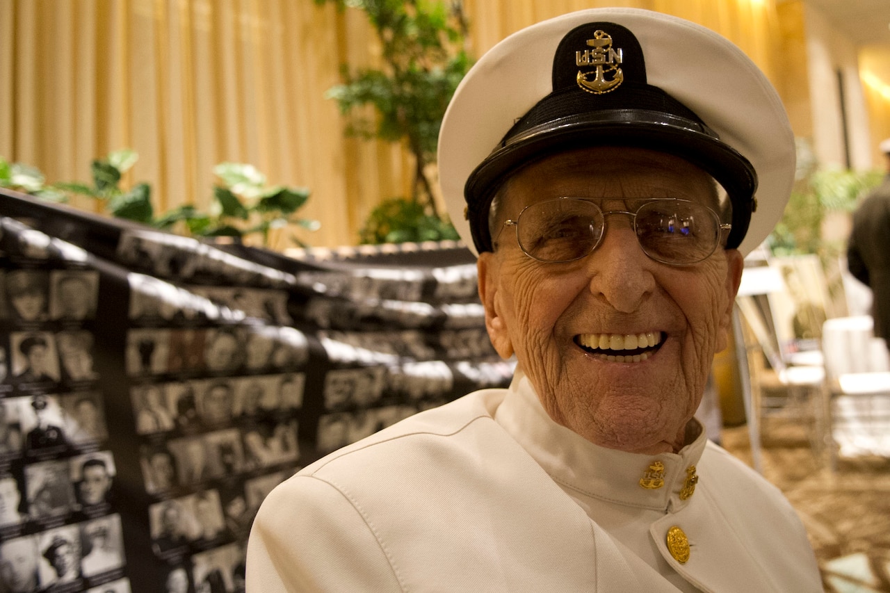 Pearl Harbor survivor and retired Navy Chief Petty Officer Robert Coles attends the "December 7th Remembered" gala honoring Pearl Harbor survivors and World War II veterans in Honolulu, Dec. 6, 2016. DoD photo by Lisa Ferdinando