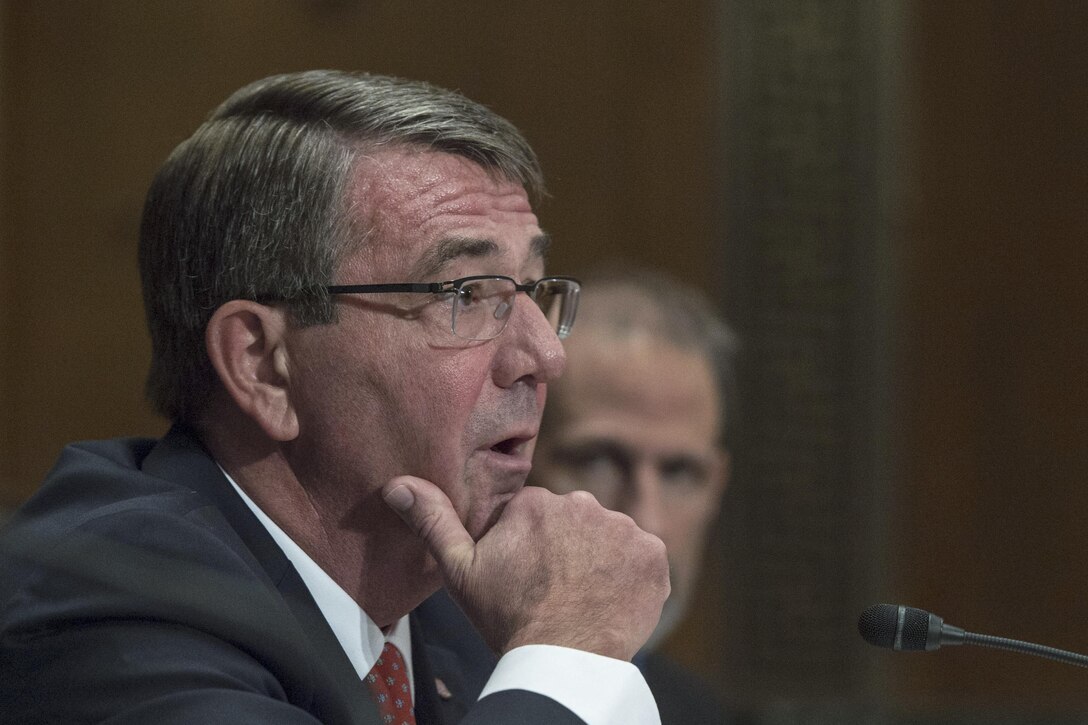 Defense Secretary Ash Carter testifies before the Senate Appropriations Defense Subcommittee on the DoD fiscal year 2017 budget request in Washington, D.C., April 27, 2016. DoD photo by Air Force Senior Master Sgt. Adrian Cadiz