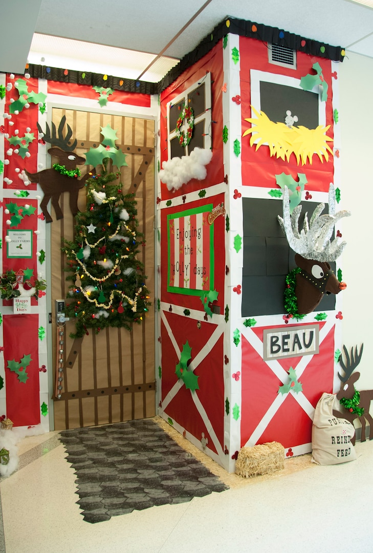 Winner of this year’s door decorating contest is DLA Human Resources’ Injury Compensation and Sexual Assault Prevention and Response Program offices in Room 1232. This is the team’s ninth year in 1st place.