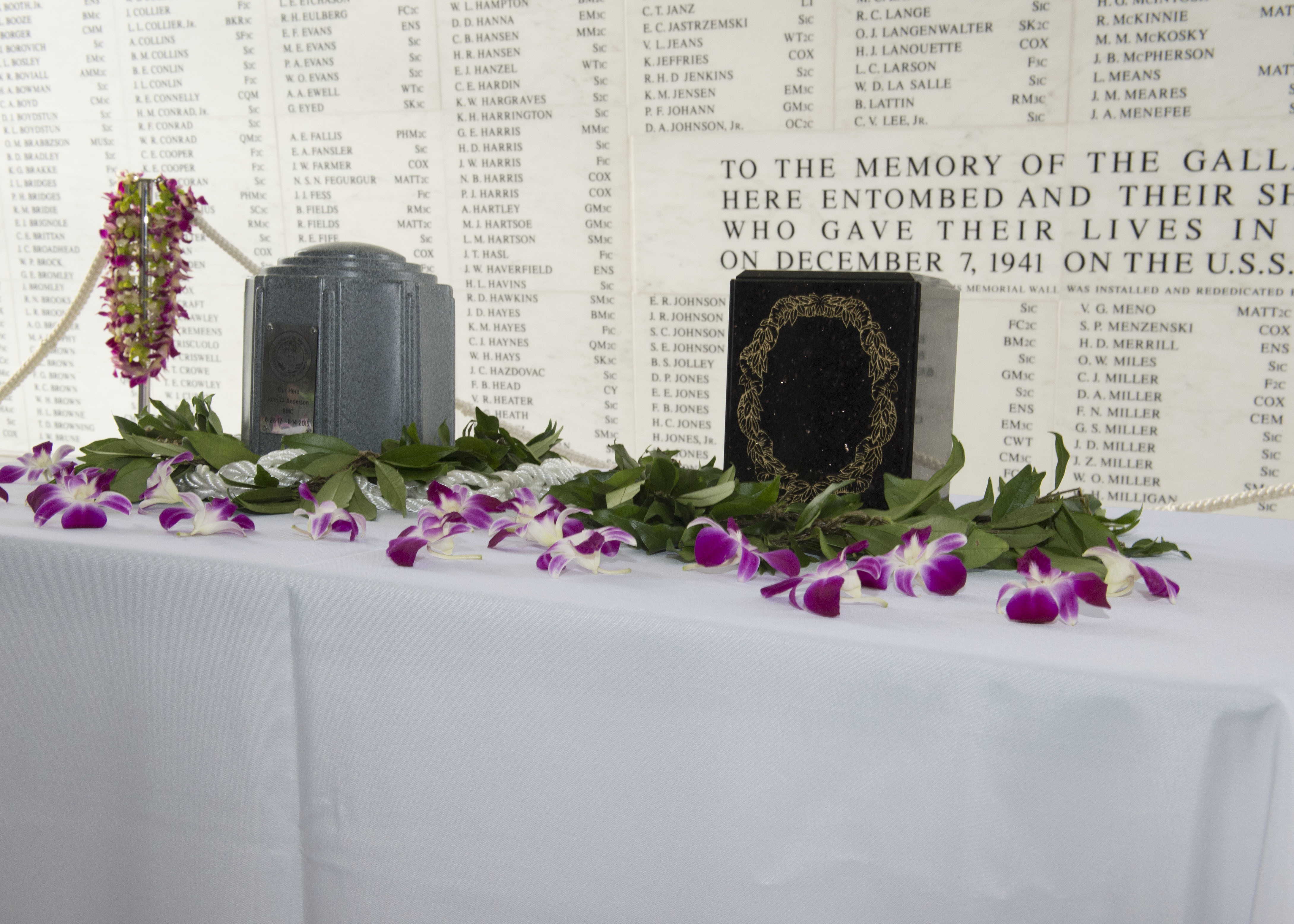 Dual Interment And Memorial At Uss Arizona Memorial