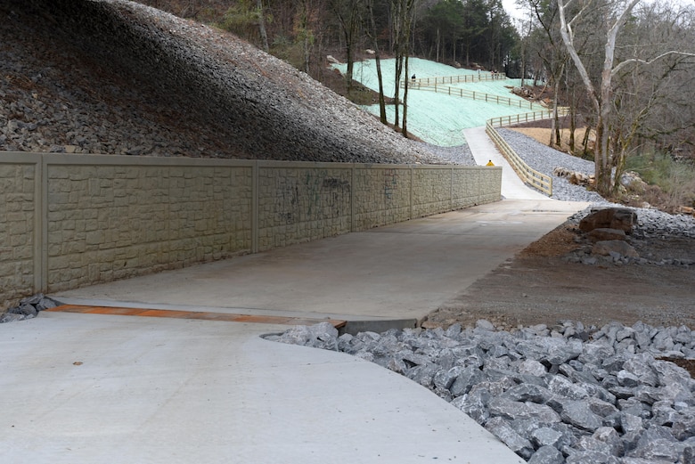 This is a new section of trail near the Walter Hill Trailhead.  The U.S. Army Corps of Engineers Nashville District joined the city of Murfreesboro, Tenn., Dec. 14, 2016 to celebrate the completion of the North Murfreesboro Greenway Project.