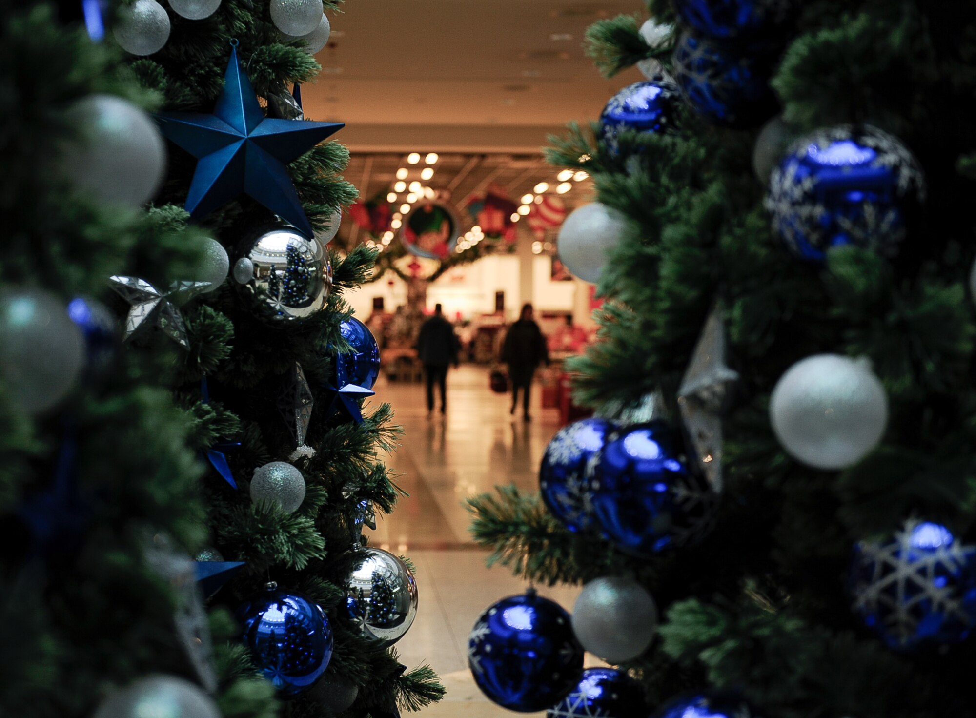 Kaiserslautern Military Community members and families go holiday shopping at the Kaiserslautern Military Community Center at Ramstein Air Base, Germany, Dec. 13, 2016. With Christmas right around the corner, the time for holiday shopping is coming to a close and last minute shoppers are at risk of overspending and other financial mishaps as they scramble to find the perfect gift for loved ones.