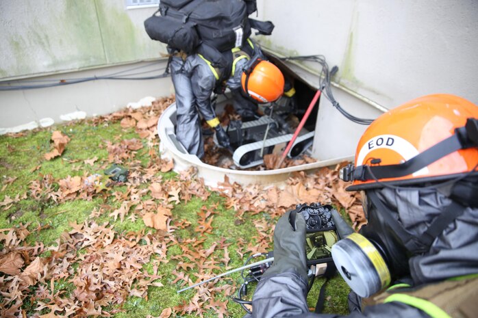 NAVAL SUPPORT FACILITY DAHLGREN, Va. – Marines and Sailors with Chemical Biological Incident Response Force, CBIRF, conducted an Initial Reaction Force B certification exercise, CERTEX, aboard Naval Support Facility Dahlgren, Va., Dec. 13, 2016. This CERTEX evaluated all sections composing the IRF including identification and detection, technical rescue, decontamination, search and rescue/casualty extraction, medical, explosive ordnance disposal, as well as command and control.  (Official U.S. Marine Corps photo by Lance Cpl. Maverick  Mejia/RELEASED)
