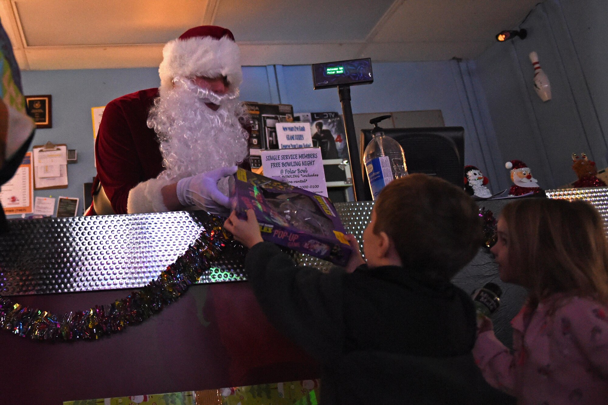 Bowling with Santa > Joint Base ElmendorfRichardson > News