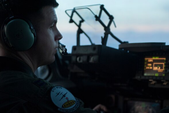 Capt. Mike “Havac” Gilpatrick, a pilot assigned to the 9th Airlift Squadron, Joint Base McGuire-Dix-Lakehurst, N.J., flies a C-17 Globemaster III during Joint Forcible Entry exercise, Dec. 10, 2016. Joint Forcible Entry is an exercise that tests the Air Force's capability for tactical airlift. (U.S. Air Force photo by Airman 1st Class Kevin Tanenbaum)