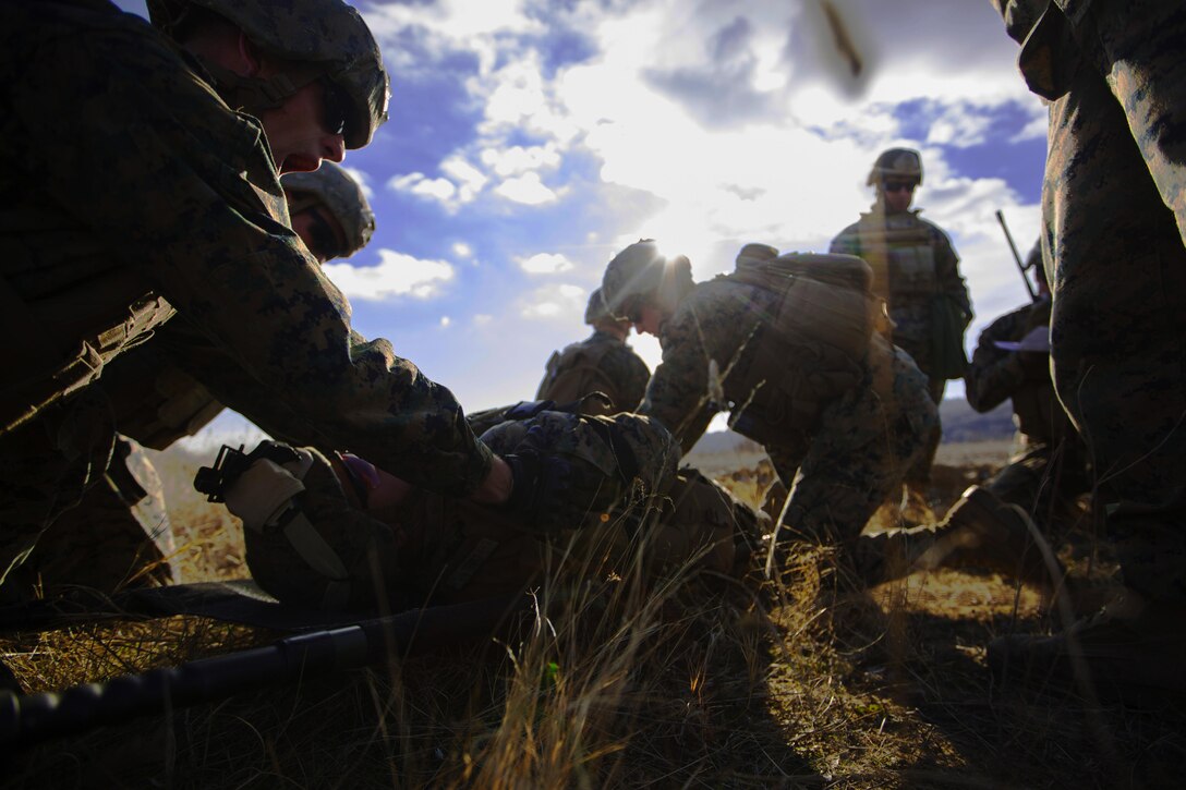 Marines practice combat life-saver skills during Platinum Lion, a training exercise, at Novo Selo Training Area in Novo Selo, Bulgaria, Dec. 21, 2016.  Marine Corps photo by Lance Cpl. Timothy J. Lutz