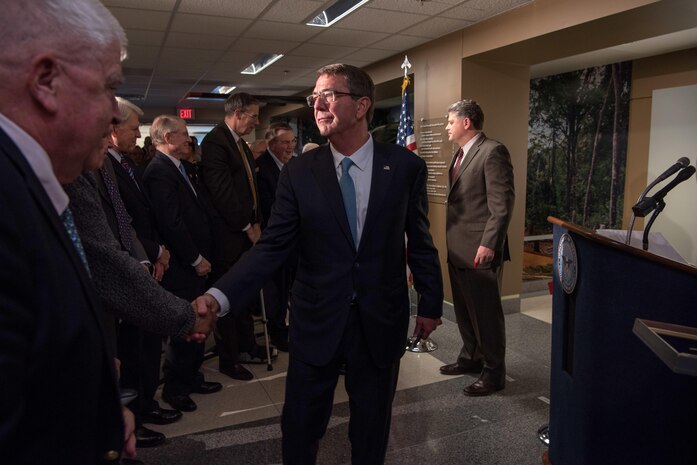 Secretary of Defense Ash Carter attends a Vietnam War hallway dedication ceremony at the Pentagon in Washington, D.C., Dec. 20, 2016. (DOD photo by U.S. Air Force Staff Sgt. Jette Carr)