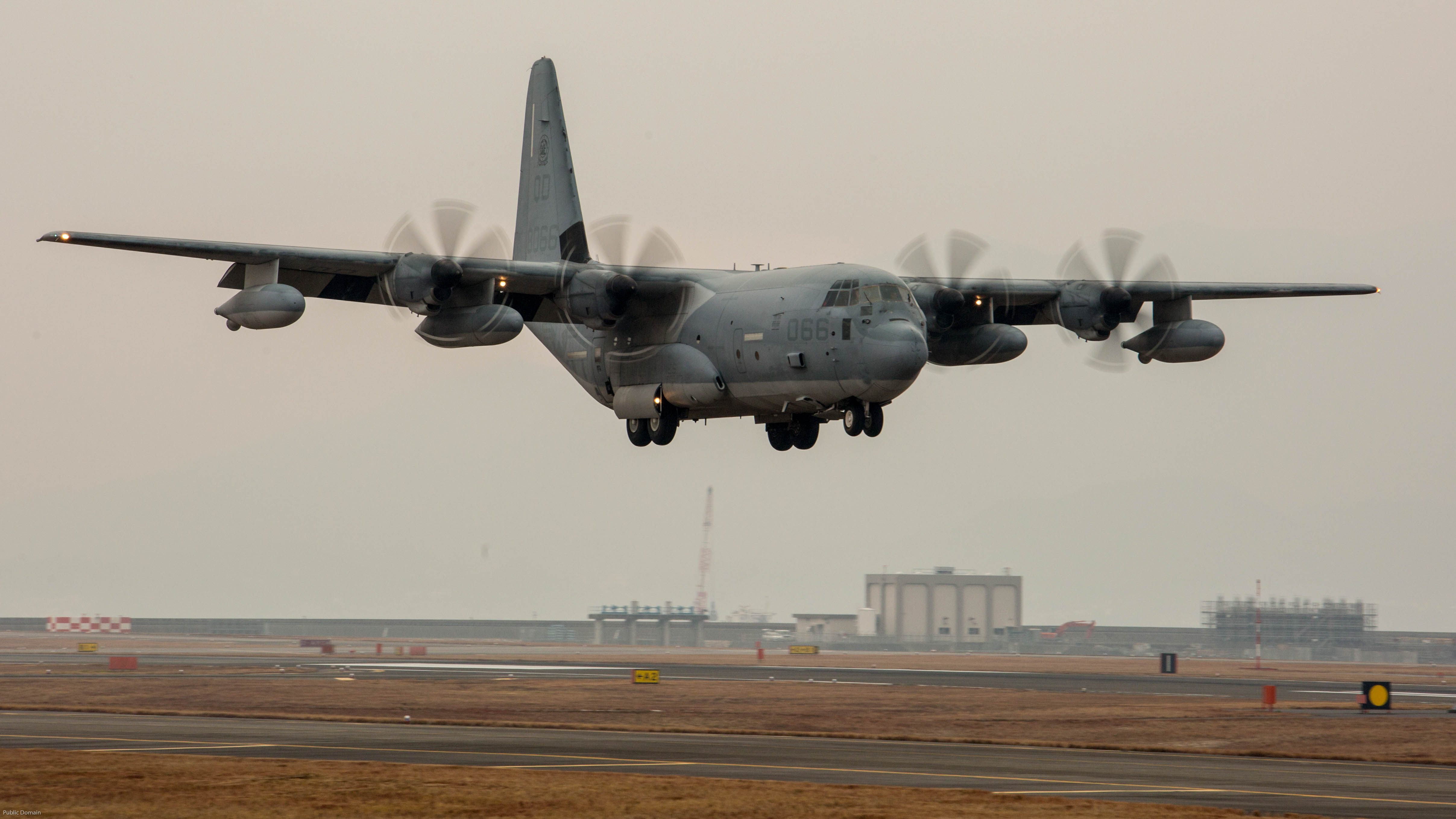 Macs 4 Marines Train To Employ Expeditionary Runways United States