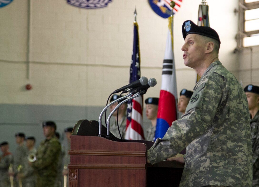 YONGSAN GARRISON, Seoul, South Korea -- Lt. Gen. Thomas S. Vandal, incoming Commanding General Eighth Army, Chief of Staff United Nations Command, Republic of Korea – U.S. Combined Forces Command, U.S. Forces Korea speaks during the Change of Command ceremony at Collier Field House Feb 2, 2016.
