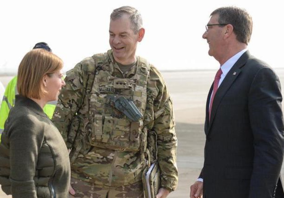 U.S. Army Lt. Gen. Sean MacFarland greets U.S. Defense Secretary Ash Carter and his wife, Stephanie, during a recent trip to Baghdad. (DoD photo by Army Sgt. 1st Class Clydell Kinchen)