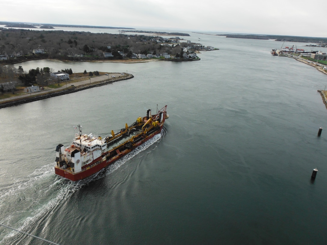 Great Lakes Dredge and Dock's dredge navigates the Cape Cod Canal.
