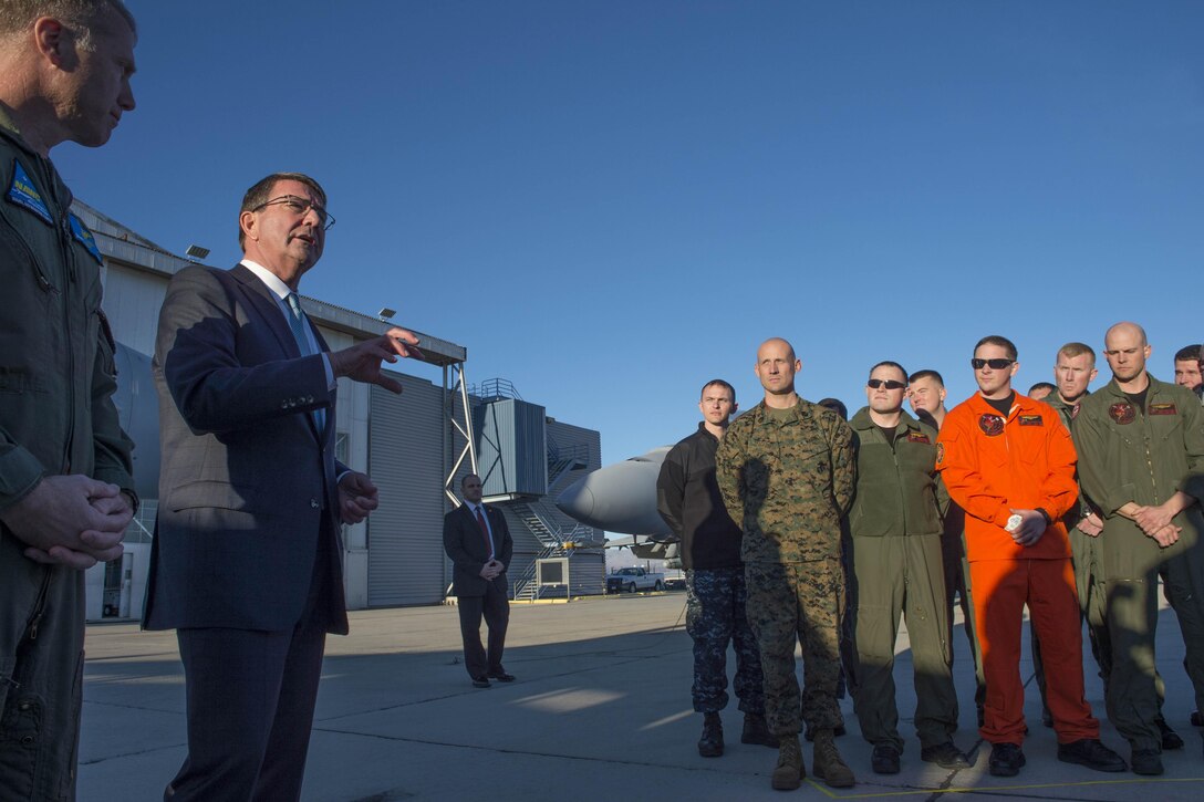 Defense Secretary Ash Carter speaks with troops at Naval Air Weapons Station China Lake, Calif., Feb. 2. 2016. Carter is meeting this week with troops and other members of the defense community to preview the FY17 defense budget and its impact on the military. DoD photo by Navy Petty Officer 1st Class Tim D. Godbee