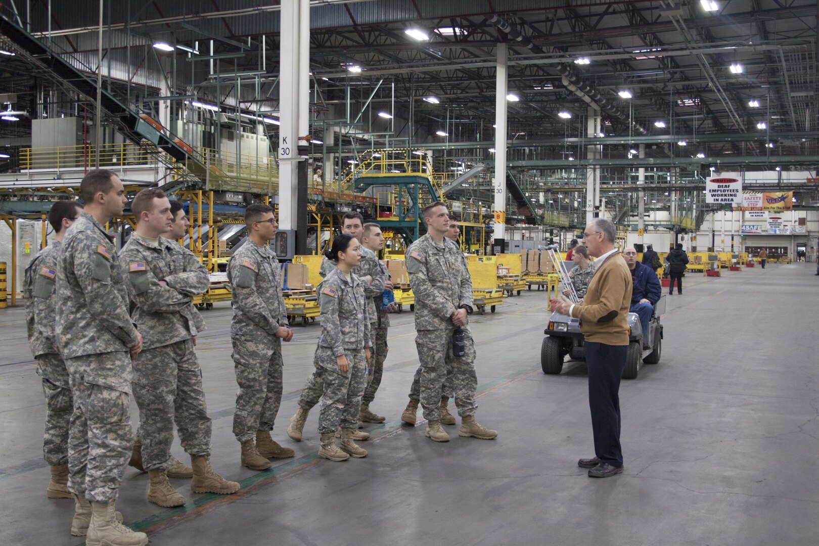 Susquehanna representative explains the strategic importance of DLA Distribution Susquehanna Eastern Distribution Center during the cadets walking tour.