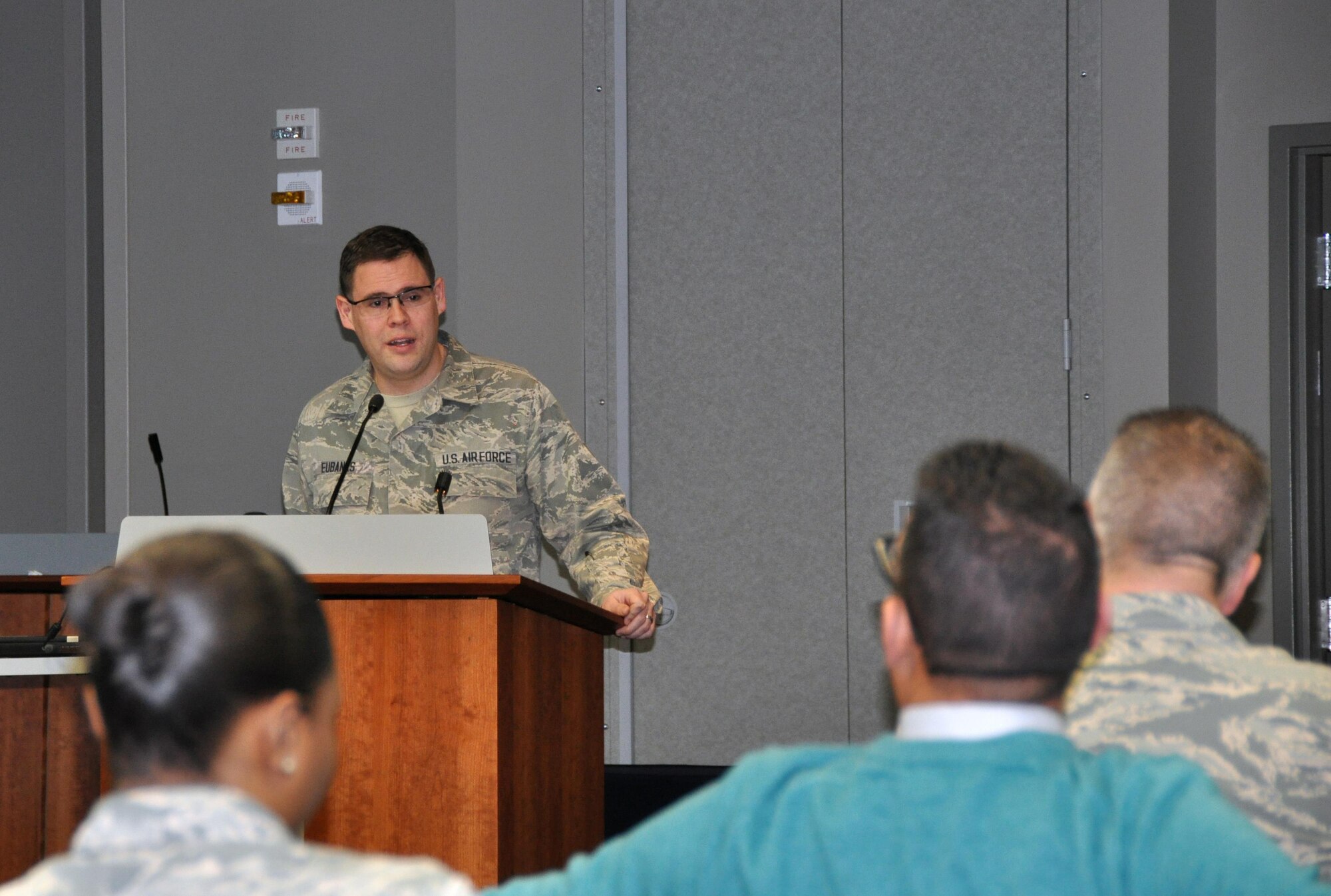 Senior Airman Frank Eubanks, Air Reserve Personnel Center DD214 form processor, addresses the audience Feb. 4, 2016, during ARPC’s February Leadership Seminar at the ARPC headquarters building on Buckley Air Force Base, Colo. Eubanks discussed his topic “Standing on Giants Shoulders.” The purpose of these seminars is to share views on leadership in a university-type setting from all levels of leaders; not just senior leaders. Leadership seminars are held monthly and are open to all ARPC personnel. (U.S. Air Force photo/Tech. Sgt. Rob Hazelett)