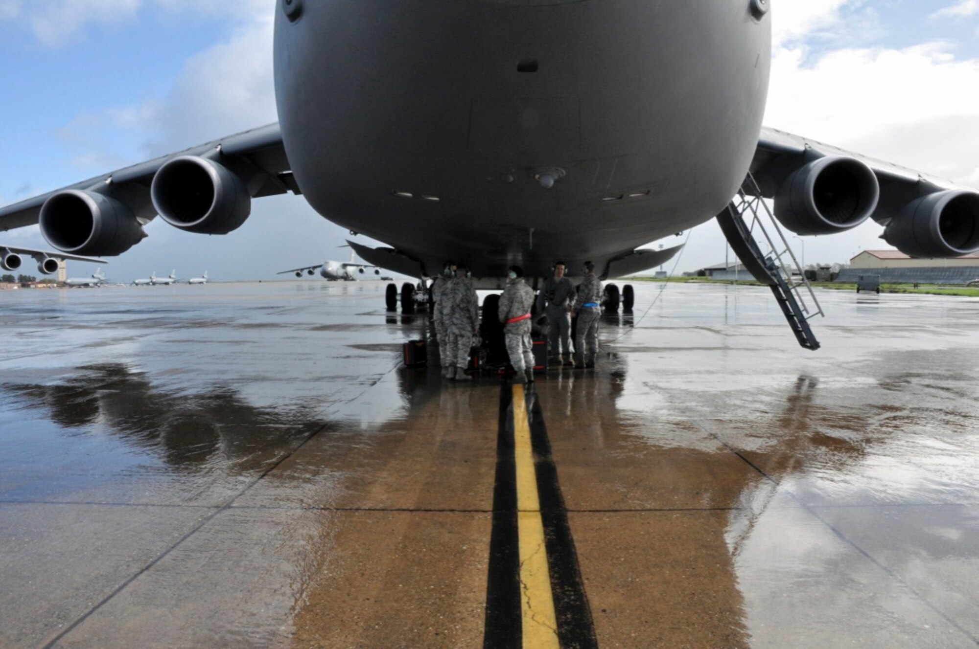 The 349th Aircraft Maintenance Squadron and the 312th Airlift Squadron partnered to launch an all-Reserve air and ground crew flight Jan. 23, 2016 from Travis Air Force Base, California to Alaska. (U.S. Air Force photos/Senior Airman Madelyn Brown)