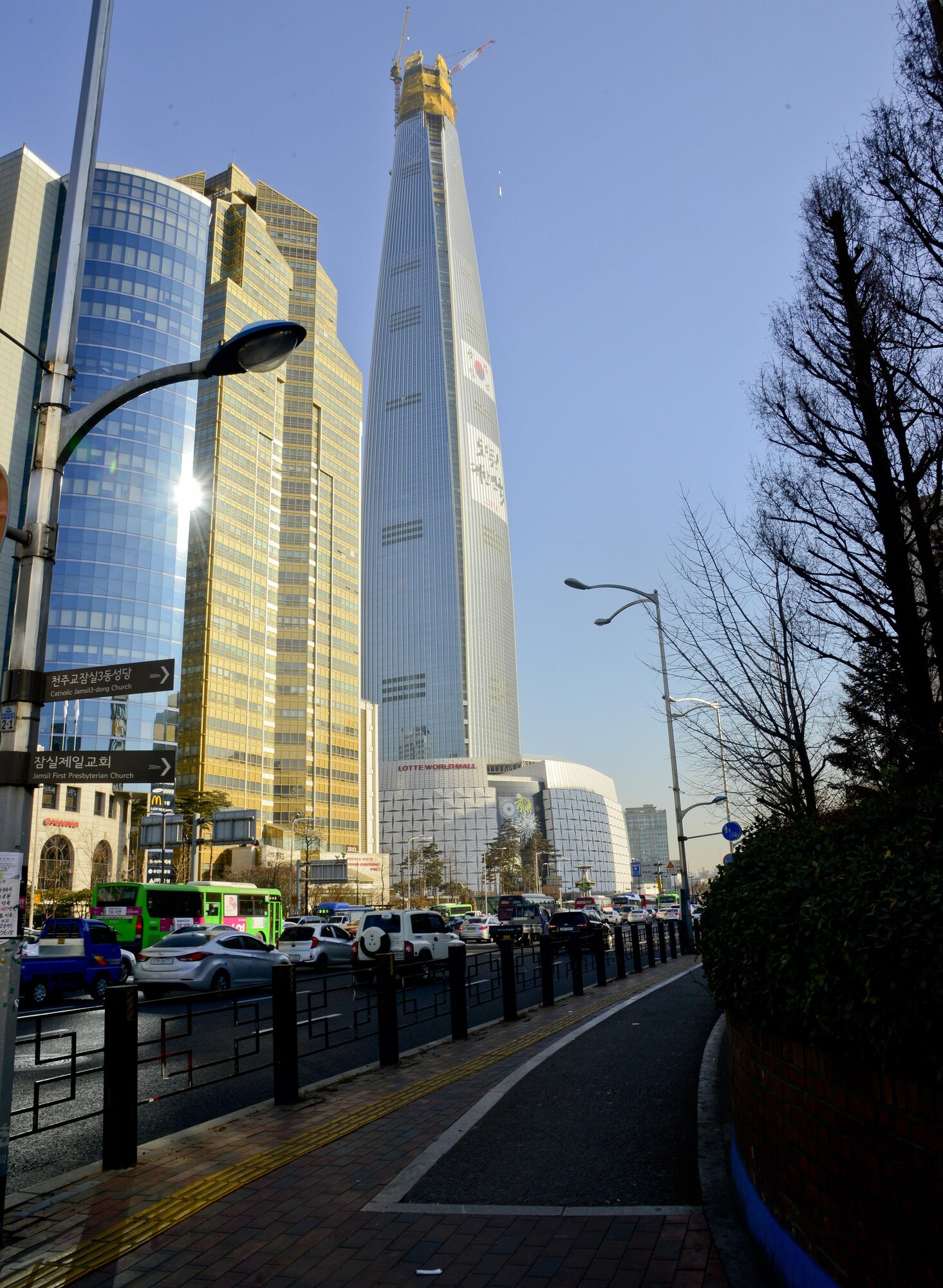 The Lotte World Mall is filled with hundreds of stores and restaurants and includes an entire indoor theme park and ice rink for families to visit. Lotte World and Lotte World Mall is centrally located at Jamsil Station in Seoul. (U.S. Air Force photo by Senior Airman Kristin High/Released)