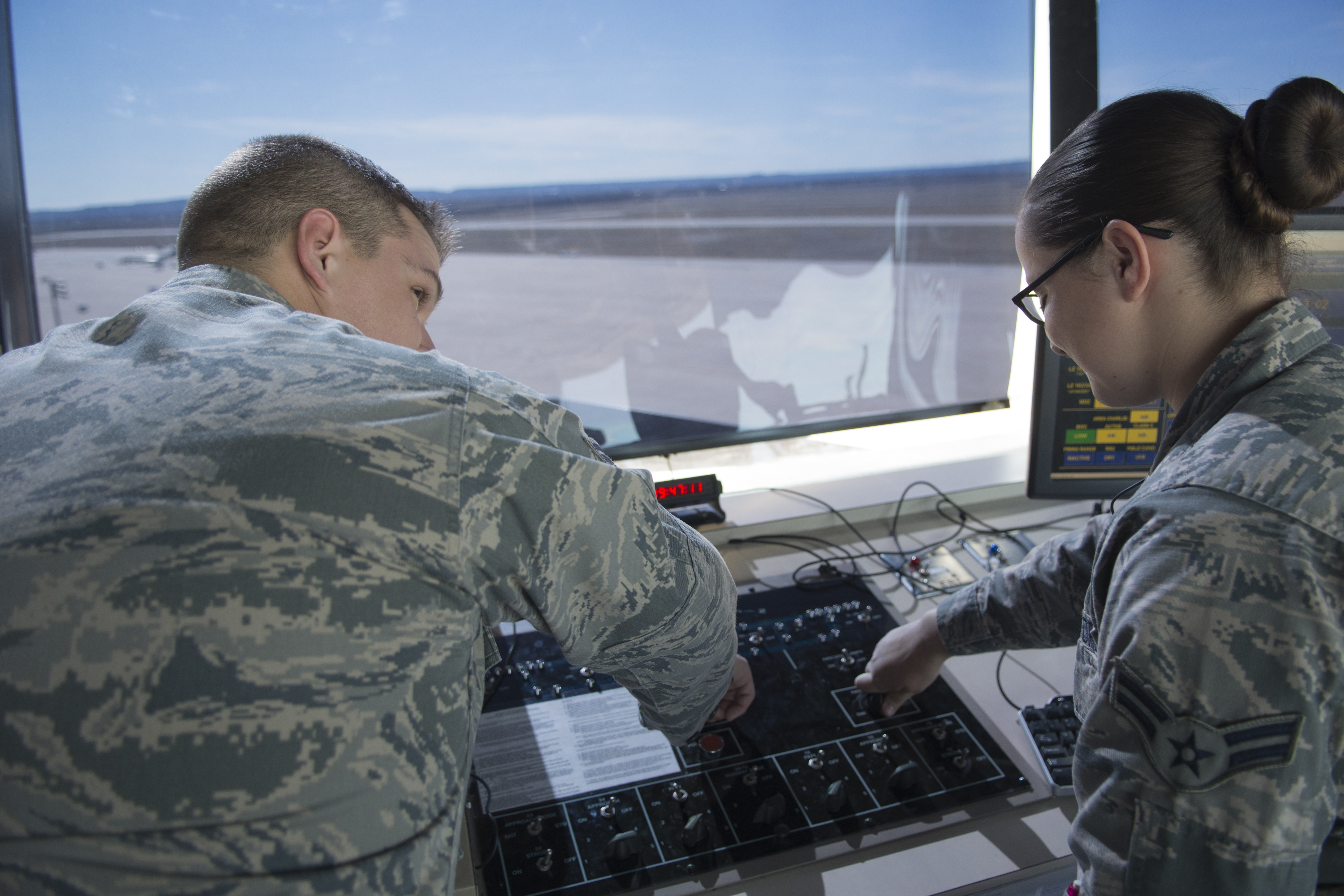 airmen-control-air-force-s-biggest-assets-dyess-air-force-base-display