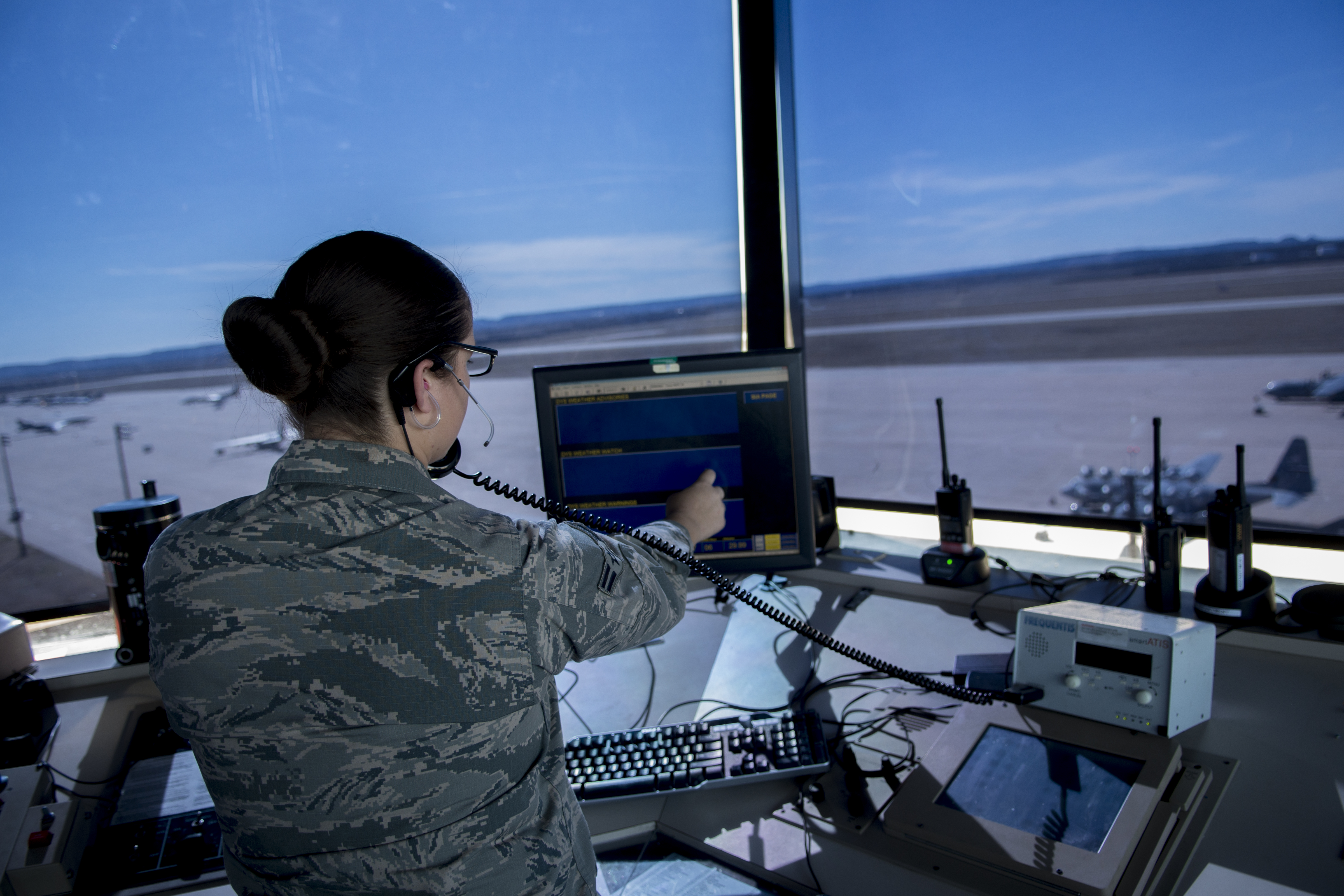 airmen-control-air-force-s-biggest-assets-dyess-air-force-base-display