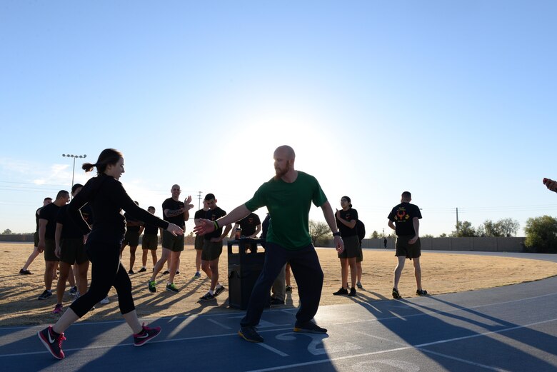 Marines call out all squadrons after PT challenge victory ...