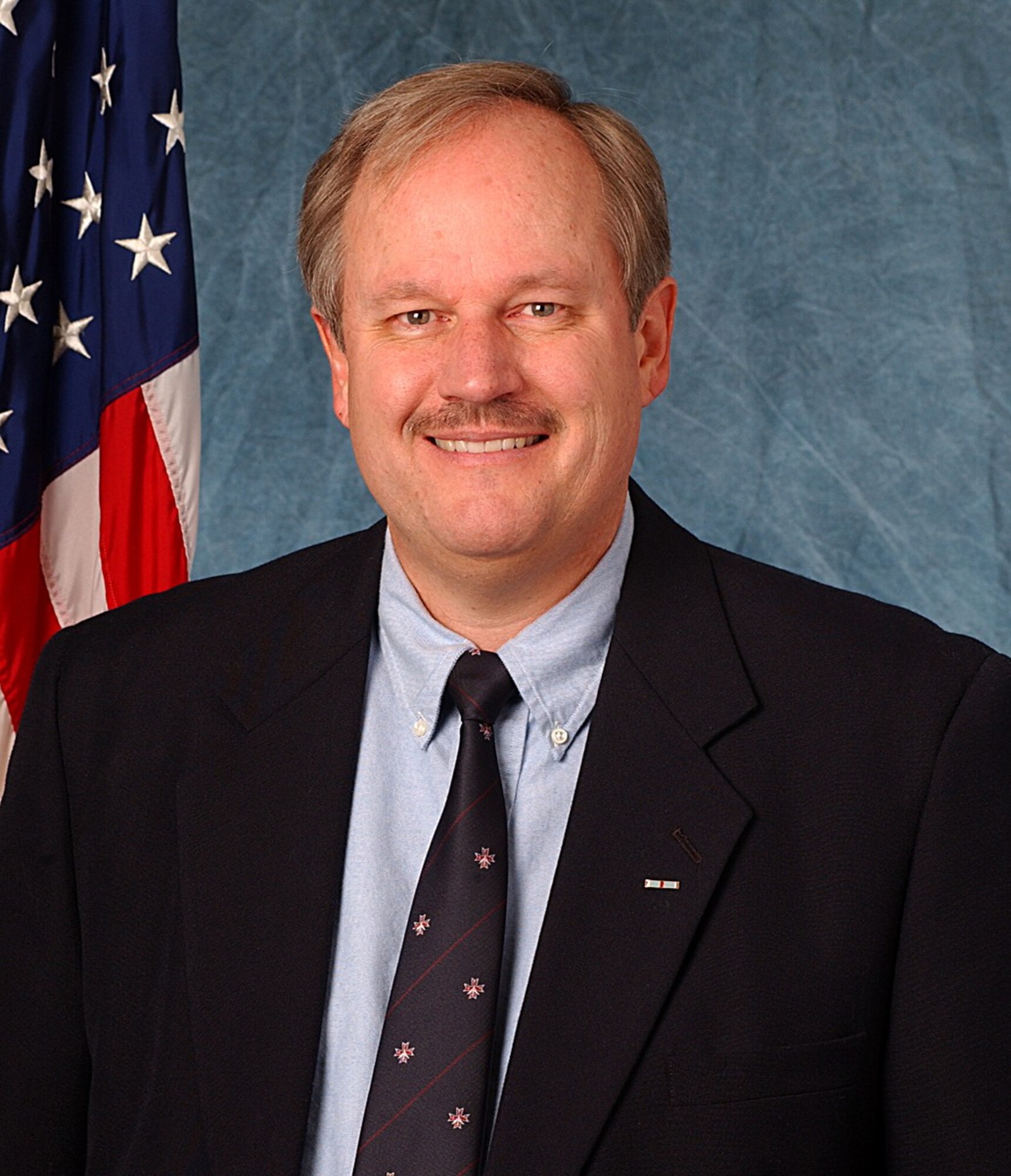 Dr. Russell Cummings, of the Air Force Research Laboratory's European Office of Aerospace Research and Development, was named as a 2016 American Institute of Aeronautics and Astronautics Fellow.