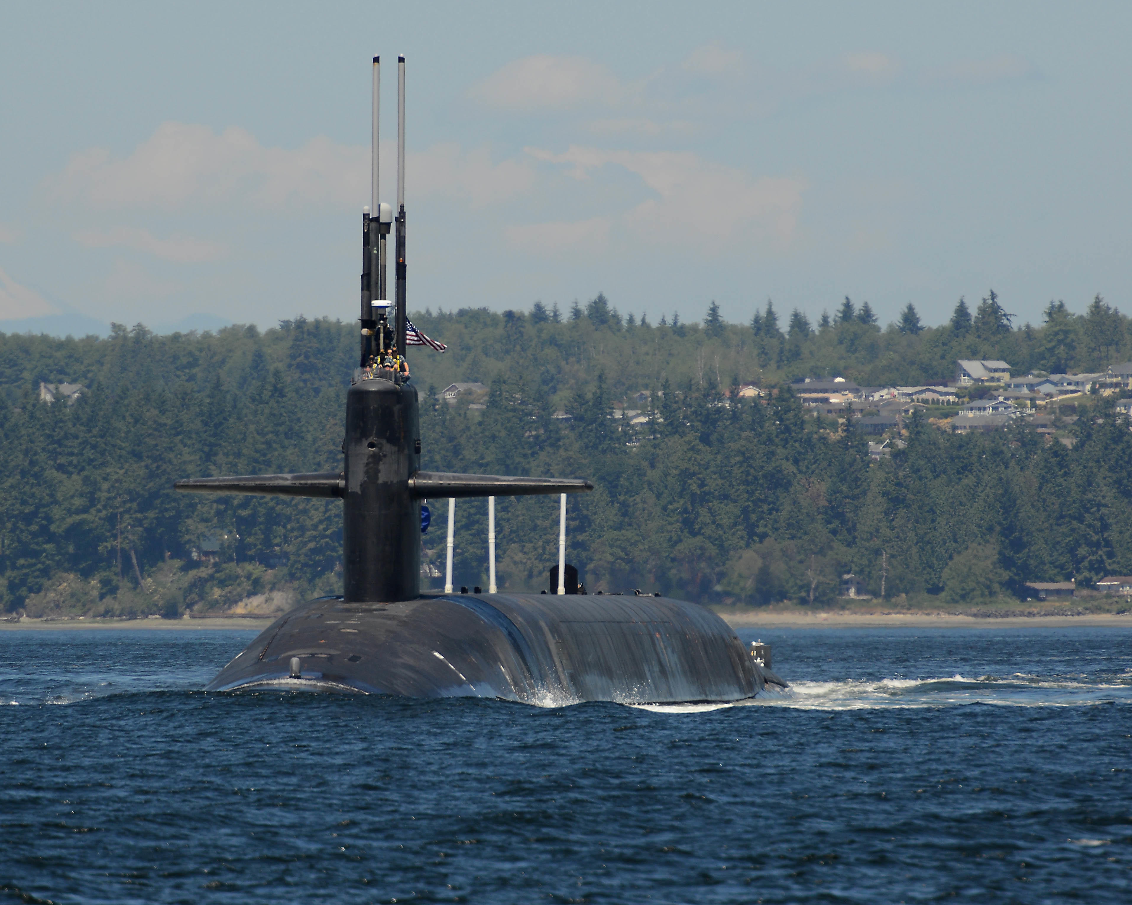 USS Maine prepares to transit the Hood Canal as it sails back to its