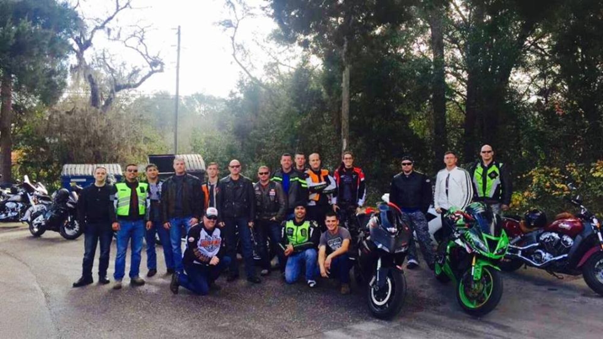 Current and retired Service members pose for a photo during a group ride in Brooksville, Fla., Feb. 2, 2016. (Courtesy photo)