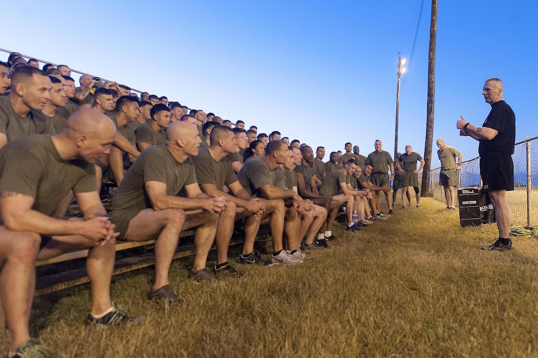 Army Command Sgt. Maj. John W. Troxell, right, senior enlisted advisor to the chairman of the Joint Chiefs of Staff, speaks with sailors and Marines after participating in a morning physical training session on Camp H.M. Smith, Hawaii, Feb. 10, 2016. DoD photo by Navy Petty Officer 2nd Class Dominique A. Pineiro
