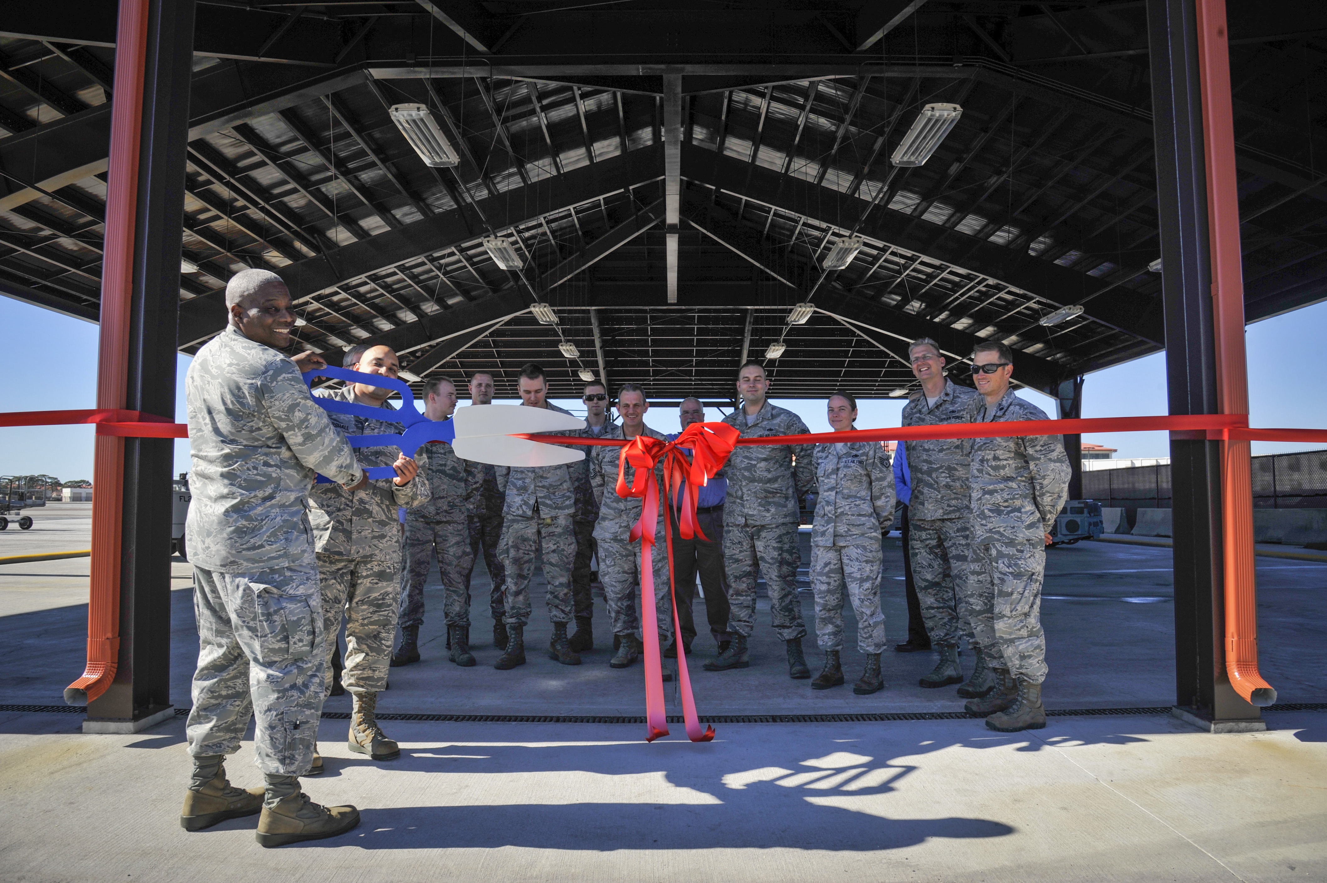 Macdill outlet uniform shop