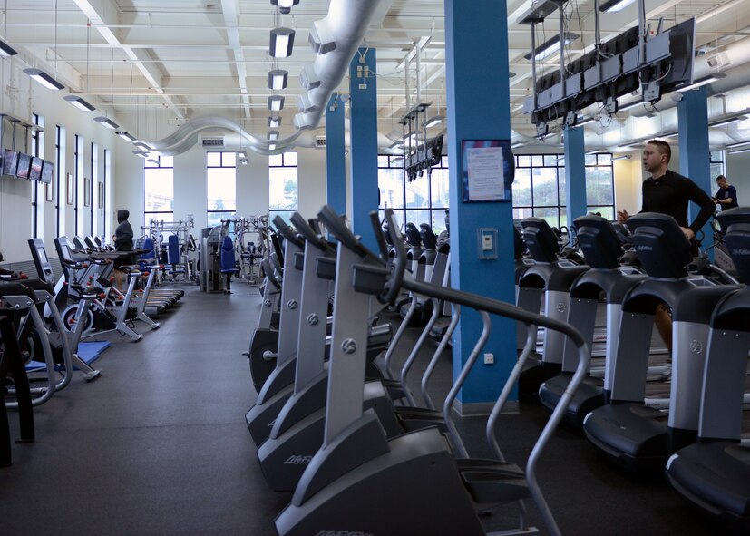 Members of the 65th 65th Air Base Group work out at the fitness center on Lajes Field, Azores, Feb. 7, 2016. Lajes Field, operated by the 65th Air Base Group, became a geographically separated unit of the 86th Airlift Wing in August, 2015. (U.S. Air Force photo/Tech. Sgt. Kristopher Levasseur)