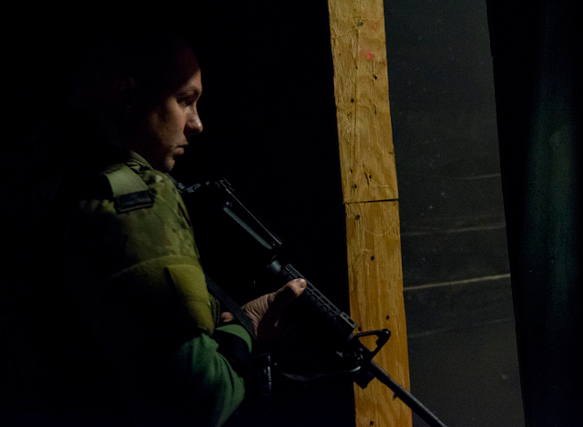 Members of the Willingboro SWAT team train at the Joint Training and Training Development Center or Battle Lab on Joint Base McGuire-Dix-Lakehurst, N.J. Feb. 10, 2016. The Battle Lab hosts all Military Services and many local civilian police forces in their one stop shop for training in their facility. The Battle Lab offers virtual ranges, Mountain Operation Urban Terrain lanes, distance learning classes and many more to all of their customers. (U.S. Air Force photo by Senior Airman Joshua King)