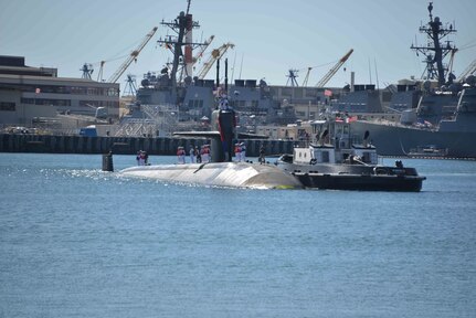 PEARL HARBOR (Feb. 12, 2016) The Los Angeles-class fast-attack submarine USS City of Corpus Christi (SSN 705) returns home to Pearl Harbor after completing her final scheduled deployment to the Western Pacific Ocean. (U.S. Navy photo by Mass Communication Specialist 1st Class Jason Swink/Released)