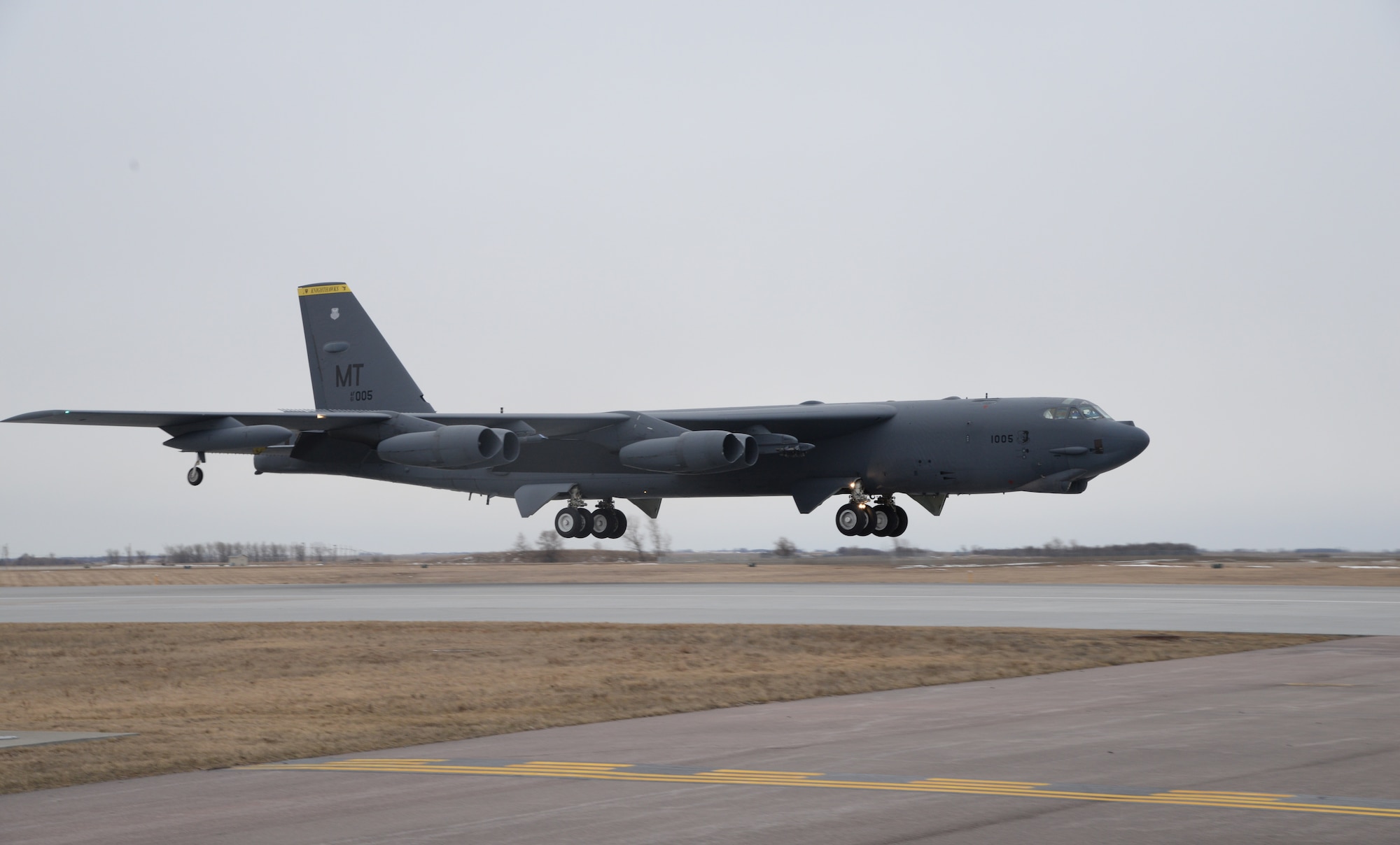 A B-52H Stratofortress lands during exercise Combat Hammer at Minot Air Force Base, N.D., Feb. 9, 2016. Combat Hammer, a week-long air-to-ground combat training exercise, allows exercise evaluators to assess the employment of various munitions used by the B-52 from storage through impact. (U.S. Air Force photo/Airman 1st Class Christian Sullivan)