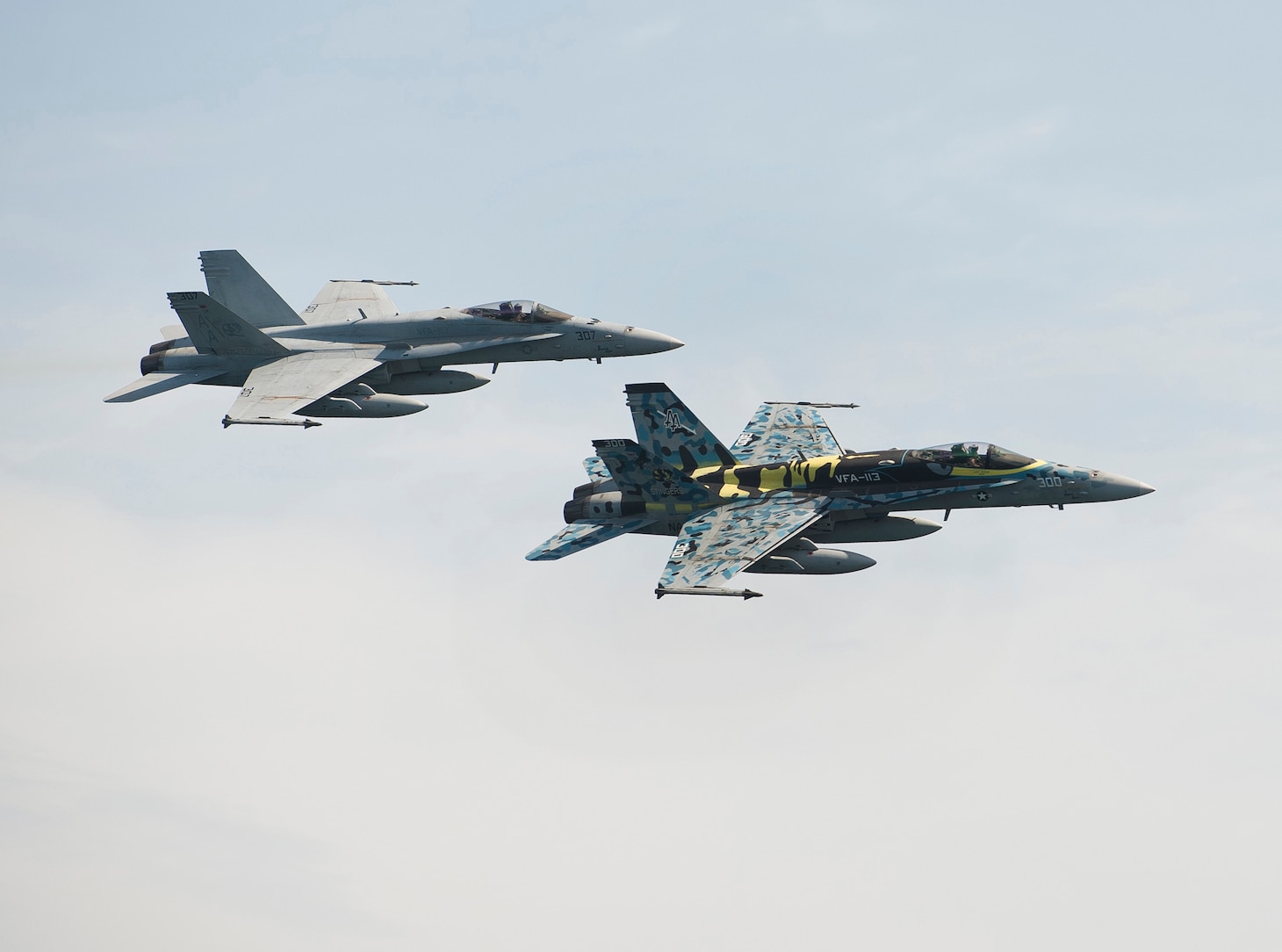 FLYING WARBIRDS　F/A-18 Hornet F/A-18 Hornet Close Air Support | Walleye & Zuni | War Thunder