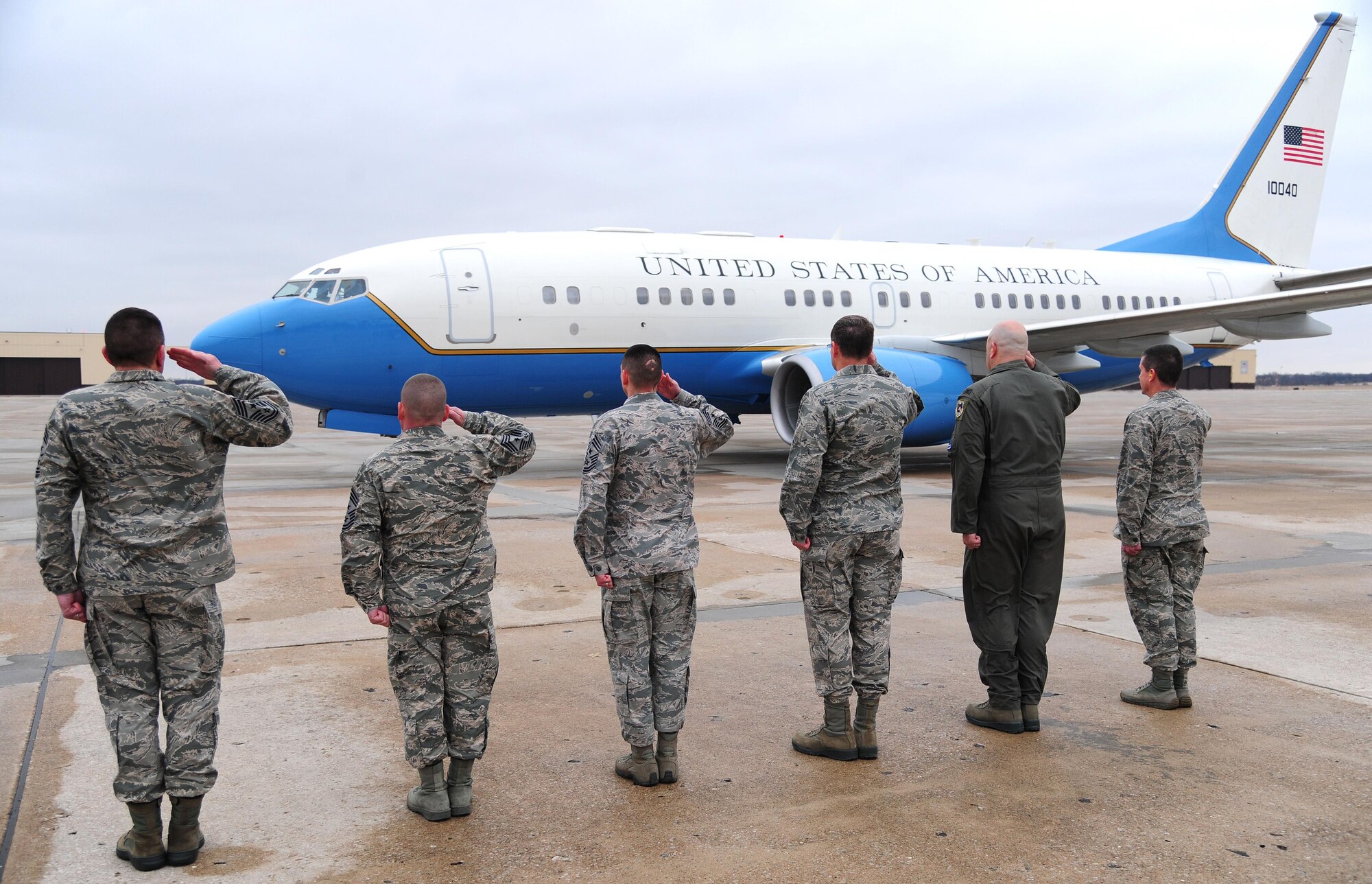 Leadership from Whiteman Air Force Base, Mo., salutes during the arrival of the Air Force Chief of Staff, Gen. Mark A. Welsh III, Feb. 16, 2016. Welsh met with Airmen leadership from the 509th and 131st Bomb Wings as well as the 442d Fighter Wing to discuss the importance of Total Force Integration (U.S. Air Force photo by Senior Airman Joel Pfiester)