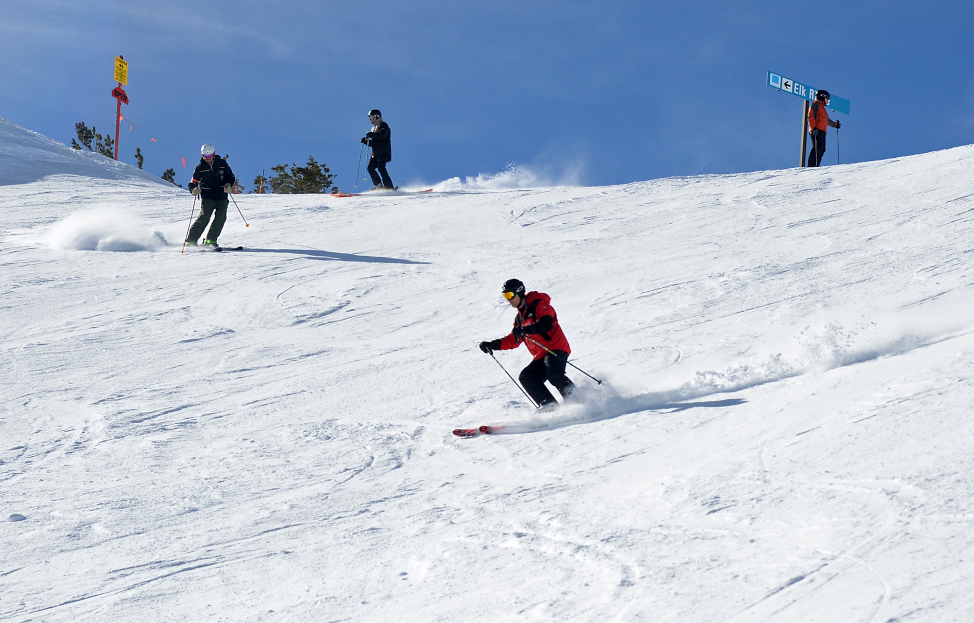 Military and civilian Airmen from Hill Air Force Base took advantage of one of the perks of being stationed in Utah when they took to the slopes at Snowbasin Resort for the annual Team Hill Ski Day Feb. 12. (Air Force photo by Alex R. Lloyd) 