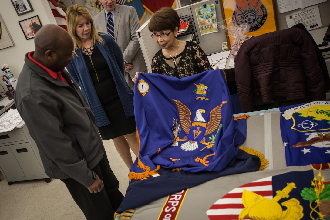 The 18th Sergeant Major of the Marine Corps, Ronald L. Green, visits personnel assigned to Defense Logistics Agency in Philadelphia, PA, Feb. 17, 2016. (U.S. Marine Corps photo by Sgt. Melissa Marnell, Office of the Sergeant Major of the Marine Corps/Released)