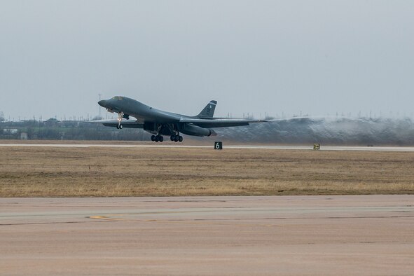 A 7th Bomb Wing B-1 Lancer takes off for a training mission on Feb. 20, 2016, Dyess Air Force Base (AFB), Texas. The aircraft is flown by an aircrew comprised of Airmen from the 7th Bomb Wing’s 28th Bomb Squadron, and the Air Force Reserve Command’s 489th Bomb Wing at Dyess, which is assigned to 307th Bomb Wing at Barksdale AFB, La. (U.S. Air Force photo by Master Sgt. Greg Steele/Released)