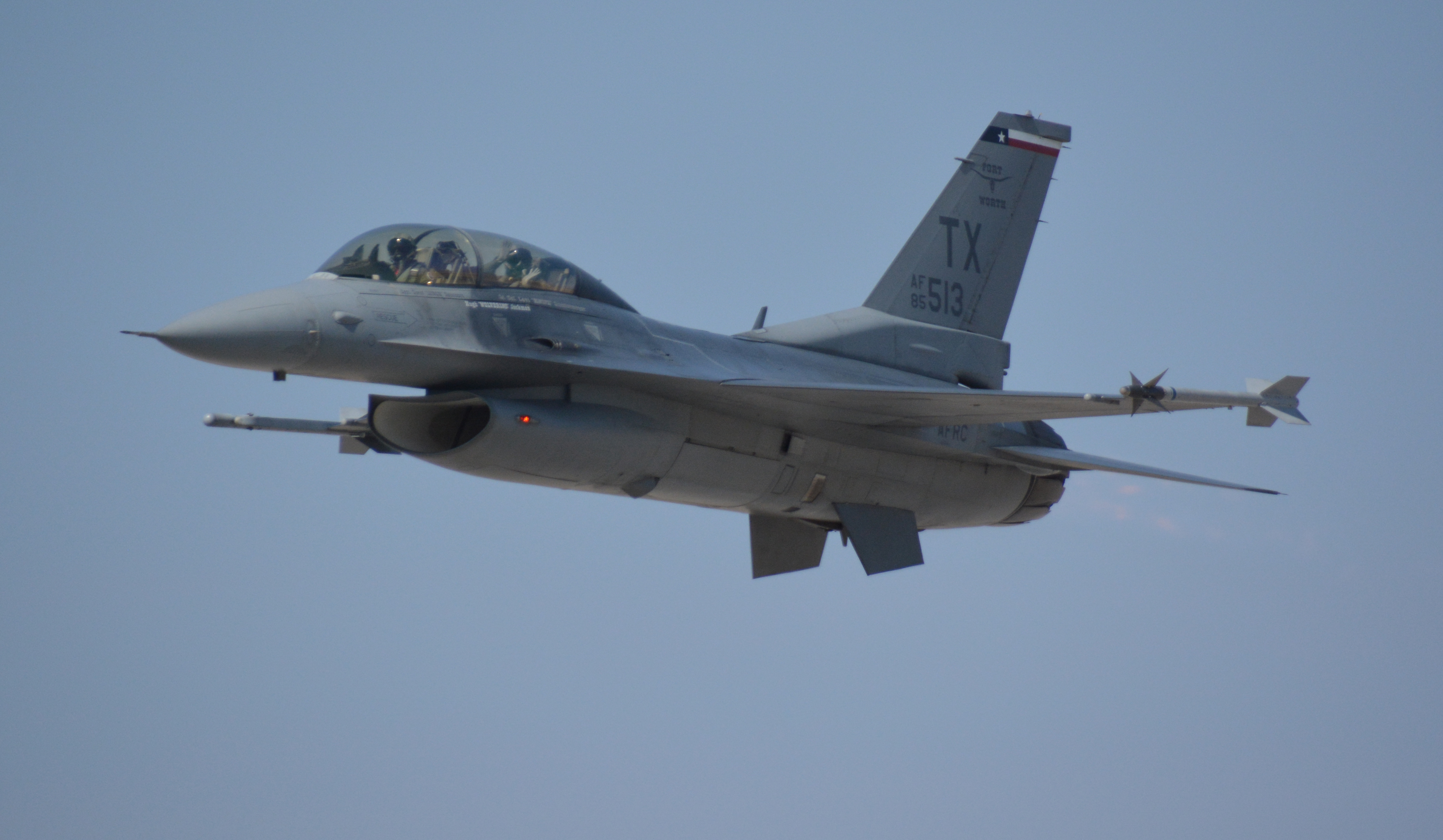 Eddie the Eagle' star soars > 301st Fighter Wing > Article