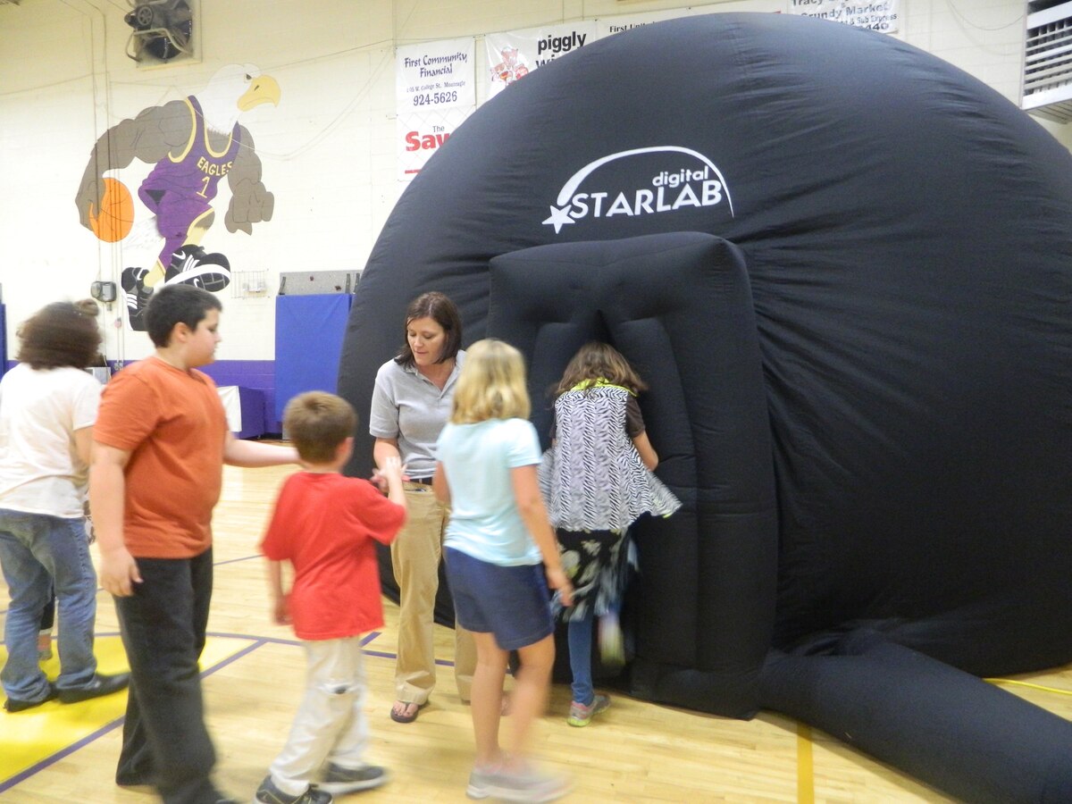 AEDC promotes STEM at Tracy City Elementary > Arnold Air Force Base > Article Display
