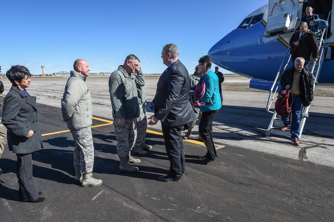 Deputy Defense Secretary Bob Work arrives on F. E. Warren Air Force Base in Wyoming, Feb. 24, 2016. DoD photo by Army Sgt. 1st Class Clydell Kinchen