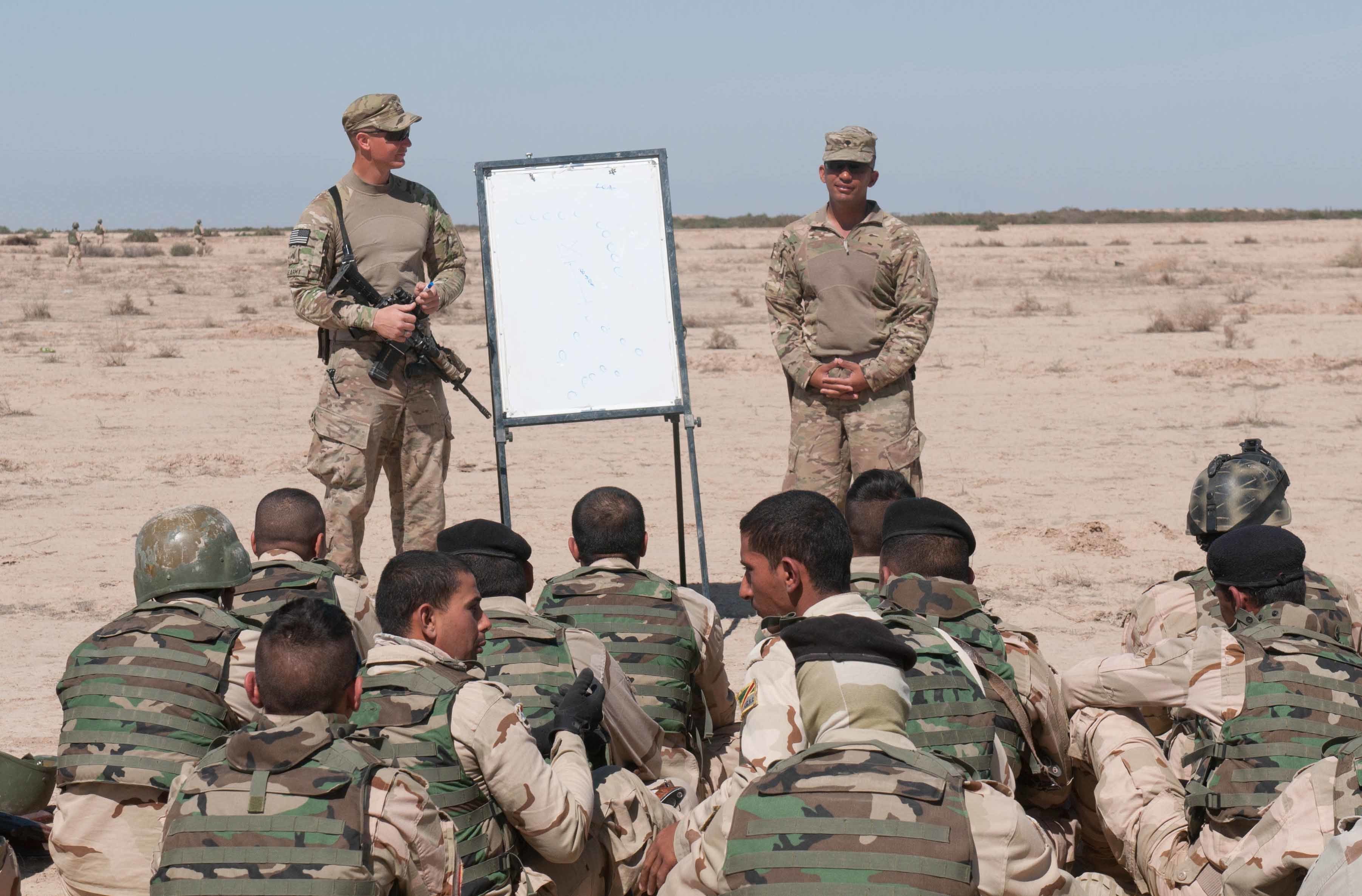 2-505 PIR Soldiers instruct Iraqi soldiers on infantry tactics