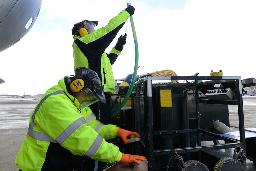 JBER's dirtiest jobs fleet services > Joint Base ElmendorfRichardson