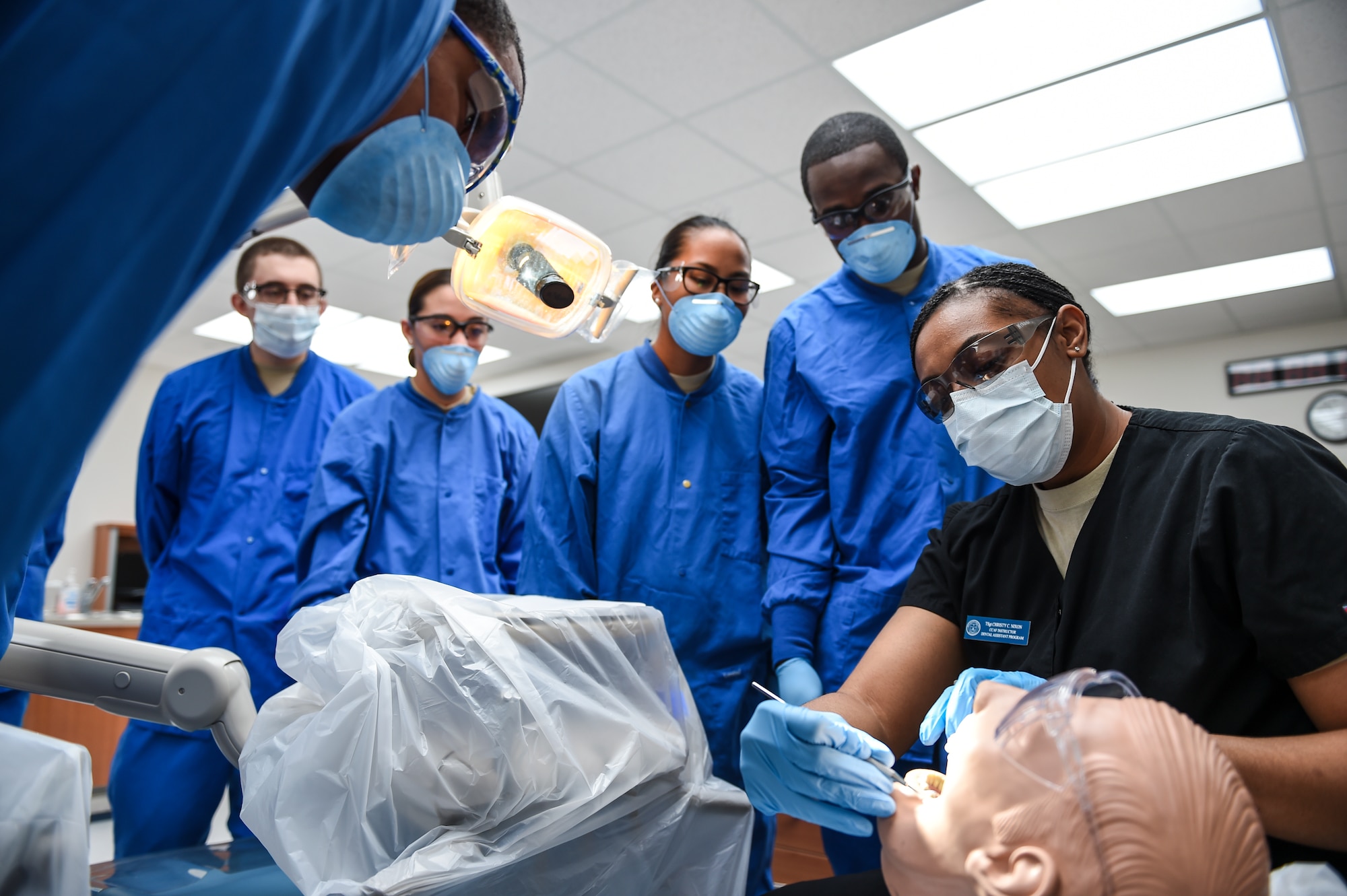 59Th Trg Dental Assistant Earns Adaa Excellence Award > Air Force Medical  Service > Display