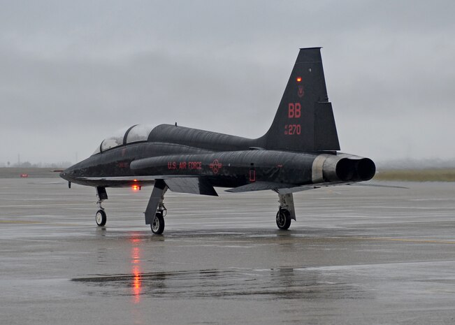 A T-38 Talon taxis to the runway Jan. 7, 2016, at Beale Air Force Base, California. The T-38 is primarily used by the Air Education and Training Command as a training aircraft, but at Beale it is used as a familiarization aircraft when pilots are not flying the U-2 Dragon Lady. (U.S. Air Force photo by Airman 1st Class Ramon A. Adelan)