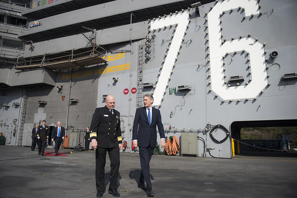 United Kingdom Delegates Deepen Cooperation and Partnerships Aboard USS ...