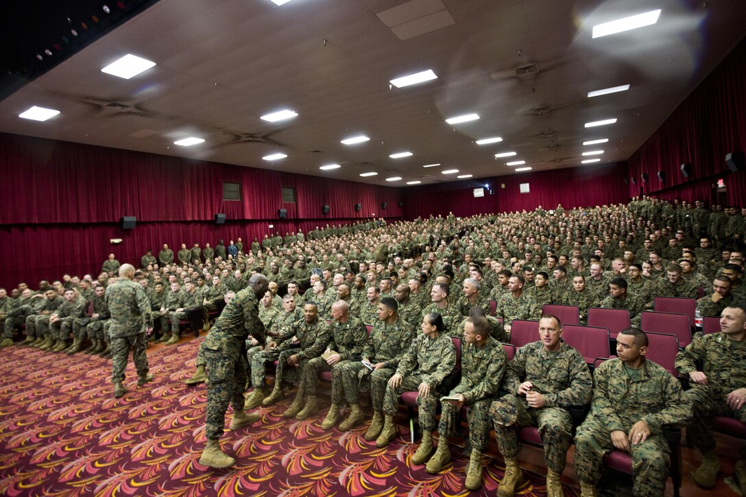 Commandant of the Marine Corps, Gen. Robert B. Neller, and Sgt. Maj. of the Marine Corps Ronald L. Green visit Marines at Marine Corps Base, Hawaii, Nov. 20, 2015. Neller and Green outlined the Corps current priorities, expectations, listened and answered Marines' questions. (U.S. Marine Corps photo by Staff Sgt. Gabriela Garcia/Released)